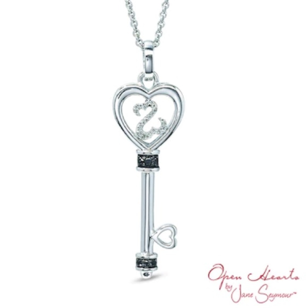 HEART SHAPED KEY NECKLACE WITH DOUBLE HEART INSIDE